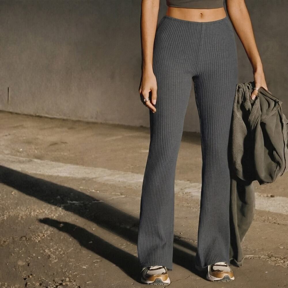 Joah Brown Ribbed Cropped Flare Pants in Charcoal Gray